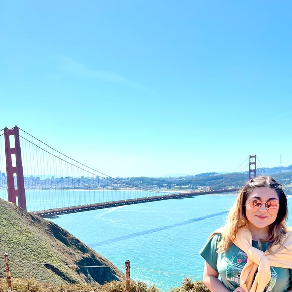 Meet your Posher, Consuelo - Picture 3 of 3